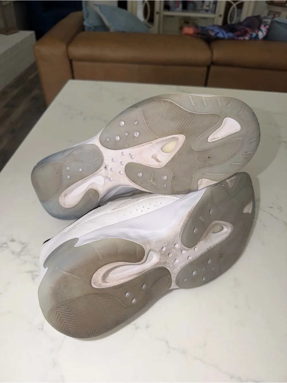 Jordan 11 CMFT Low Sneakers.
